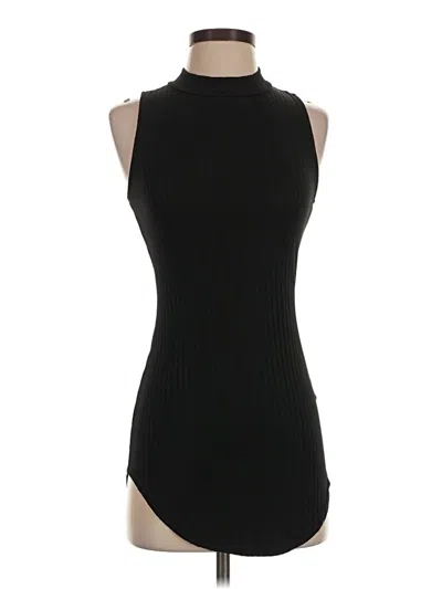 Pre-owned Love J Sleeveless T-shirt In Black