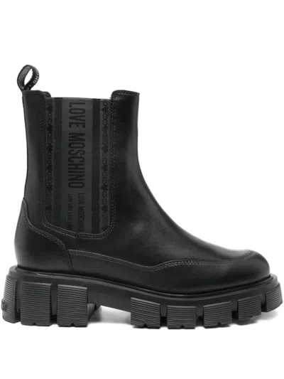 LOVE MOSCHINO BLACK ANKLE BOOTS WITH SOLE