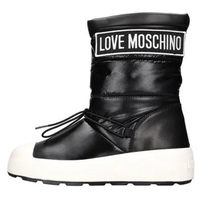 Love Moschino Boots In Black