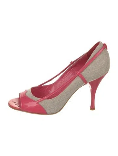 Pre-owned Love Moschino Canvas Colorblock Pattern Pumps In Red