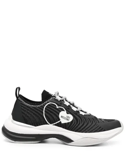 Love Moschino Sneakers Mit Herz-print In Black