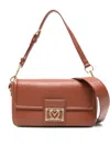 Love Moschino Locked In Schultertasche Mit Logo-schild In Brown