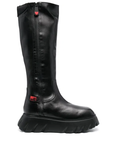 Love Moschino Logo-patch Boots In 黑色