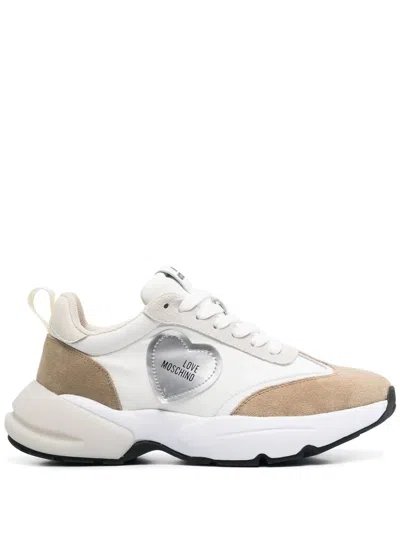 Love Moschino Logo-patch Panelled Sneakers In 白色