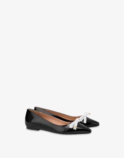 Love Moschino Sleek Bow Patent Leather Ballet Flats In Black