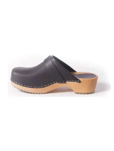 Love Of Clogs Women's Gretta Clogs In Black