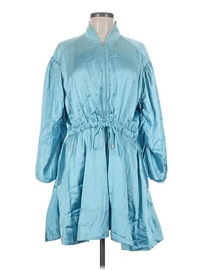 Love The Label Raincoat In Blue