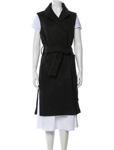 Pre-owned Love Token Coat In Gray