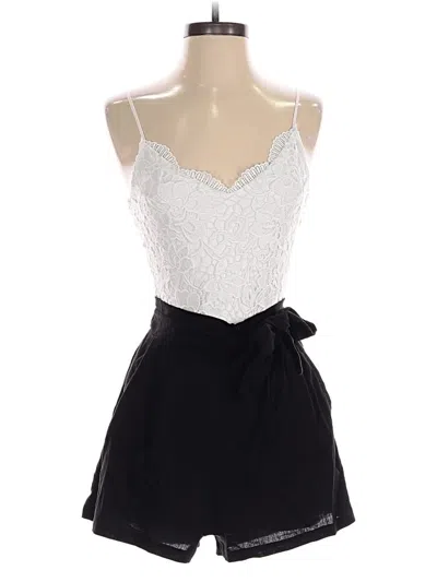 Pre-owned Love Tree Romper In White