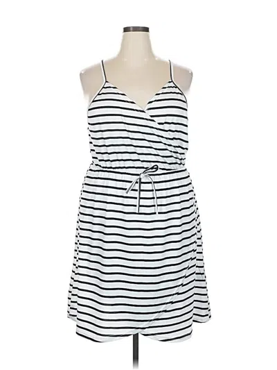 Pre-owned Love U Dear Casual Dress In White