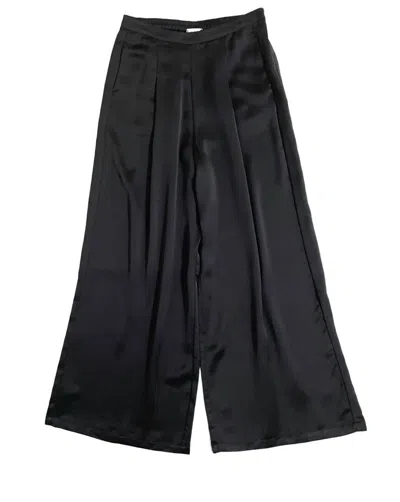 Love Women's Wide Leg Side Pockets 90's Satin Pants In Black