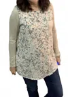 Lovely J Long Sleeve Top In Confetti In Neutral