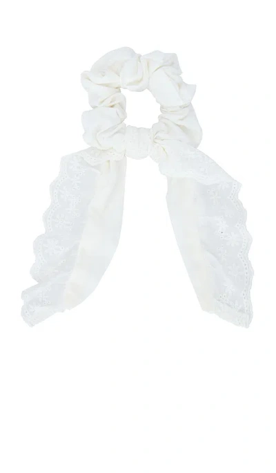 Lovers & Friends Celia Scrunchie In White