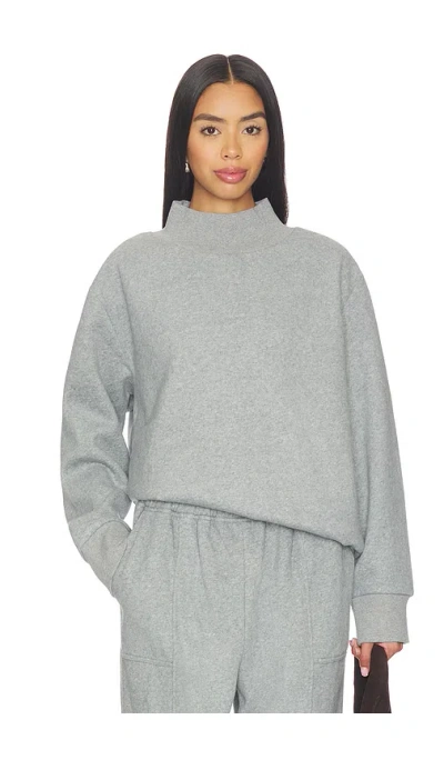 Lovers & Friends Laurel Sweatshirt Top In Gray