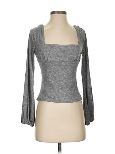 Pre-owned Lovers & Friends Long Sleeve Top Gray Sweetheart Neckline Tops
