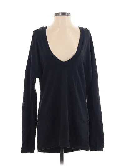 Pre-owned Lovers & Friends Pullover Sweater In Black