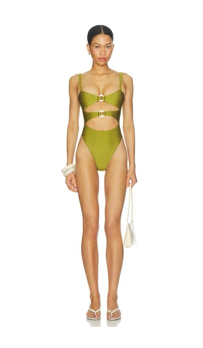 Lovers & Friends Searching For One Piece In Green