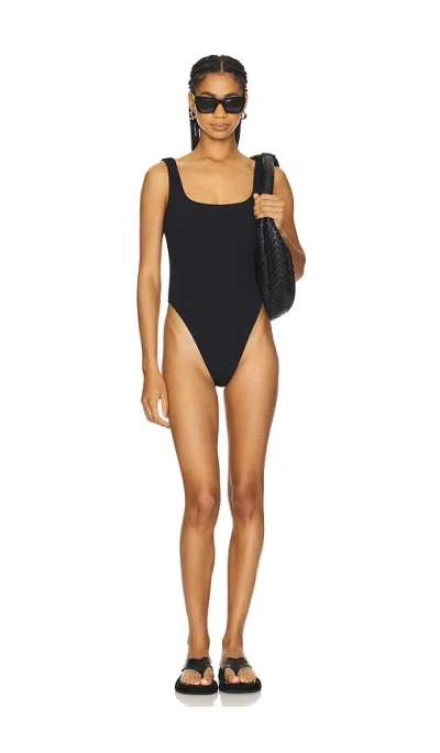 Lovers & Friends Show Me One Piece In Black