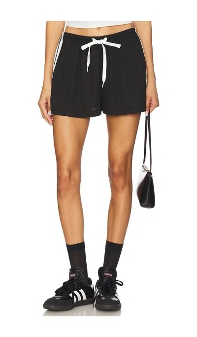 Lovers & Friends Kai Short In 黑色