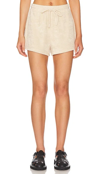 Lovers & Friends Kaia Short In Beige