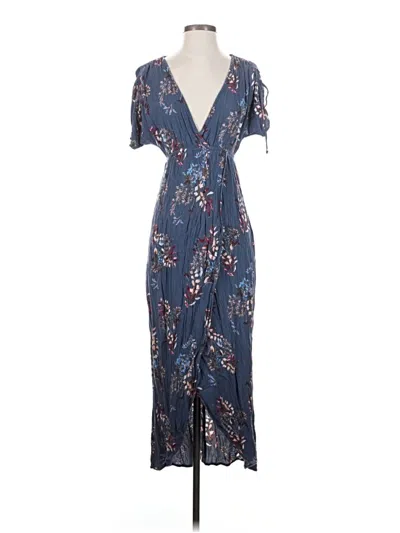 Pre-owned Lovestitch Casual Dress In Blue