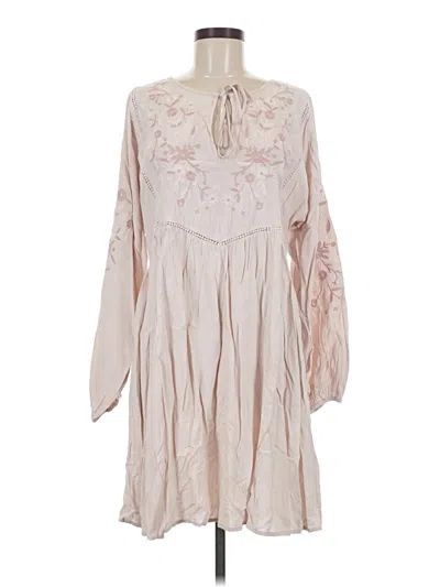 Pre-owned Lovestitch Casual Dress In Ivory