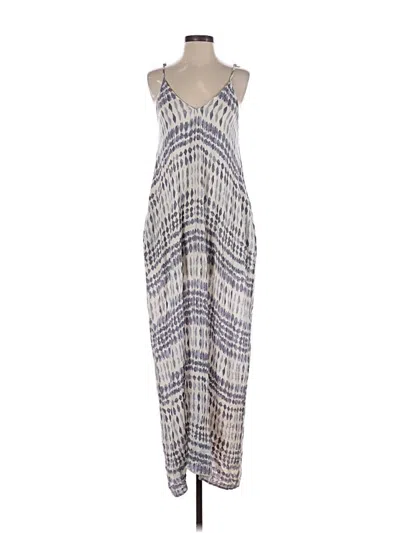 Pre-owned Lovestitch Casual Dress In Silver