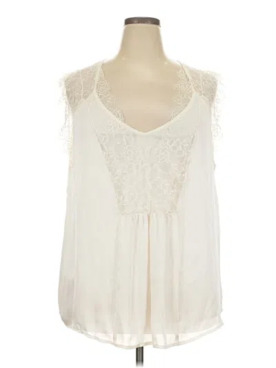 Pre-owned Lovestitch Sleeveless Blouse In Ivory