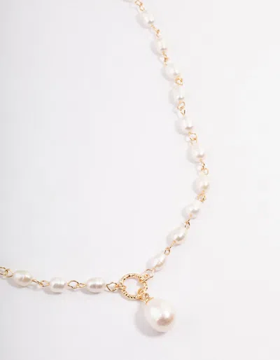 Lovisa - Gold Plated Timeless Freshwater Pearl Station Drop Necklace In Beige