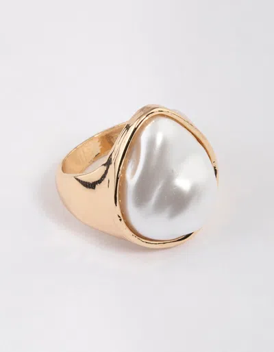 Lovisa Gold Irregular Pearl Ring In White