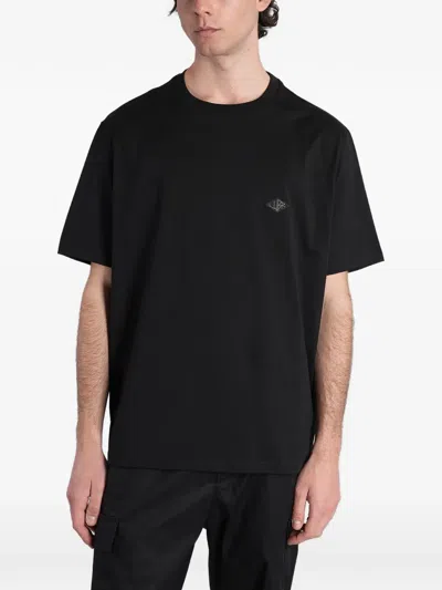 Low Brand B240 Logo-patch T-shirt In Black