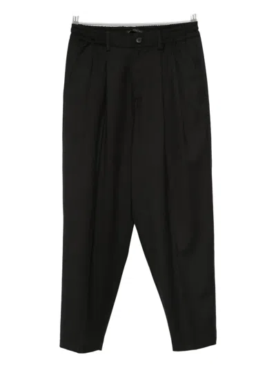 Low Brand Crop Lenght Trousers In Black