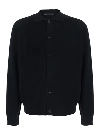 Low Brand Merino Wool Regular-fit Crewneck Sweater With Long Sleeves In Black