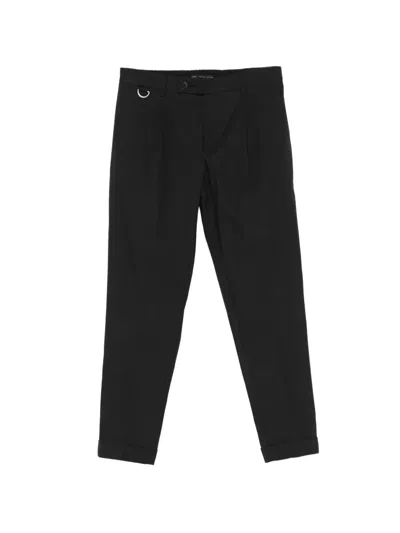 Low Brand Riviera Pleated Trousers In Black