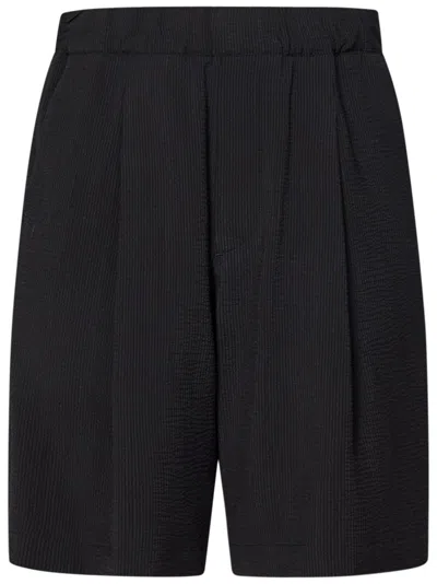 Low Brand Tailored Bermuda Shorts In Jet Black With One-pleat Design