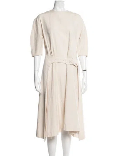 Pre-owned Low Classic Coat In Neutrals