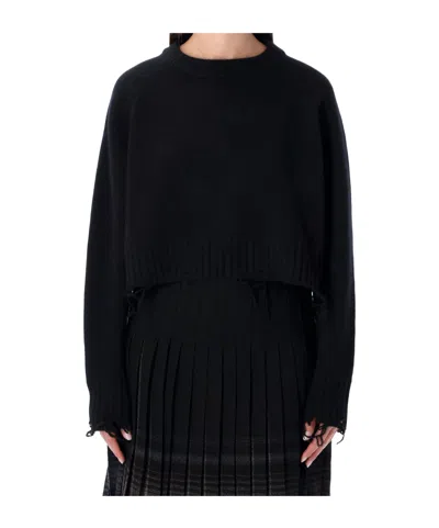 Low Classic Distressed Sweater In Black