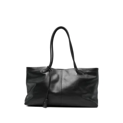 Low Classic Haricot Shoulder Bag In Black
