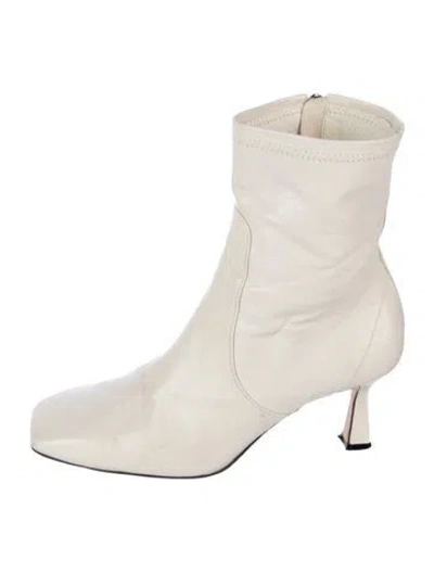 Pre-owned Low Classic Leather Boots In Neutrals