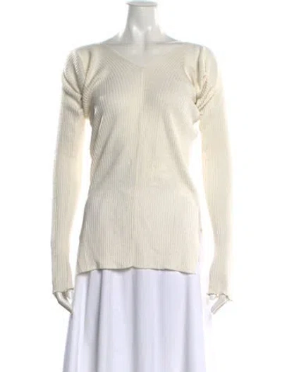 Pre-owned Low Classic Linen V-neck Top In Neutral