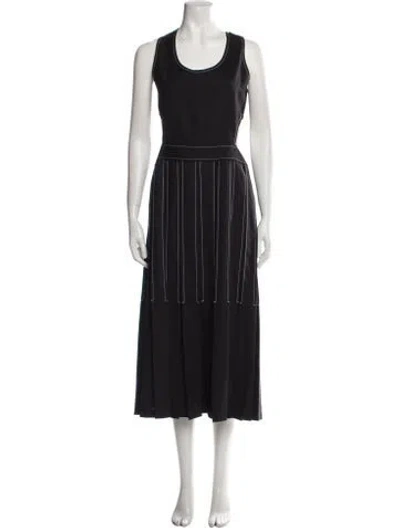 Pre-owned Low Classic Scoop Neck Midi Length Dress In Black