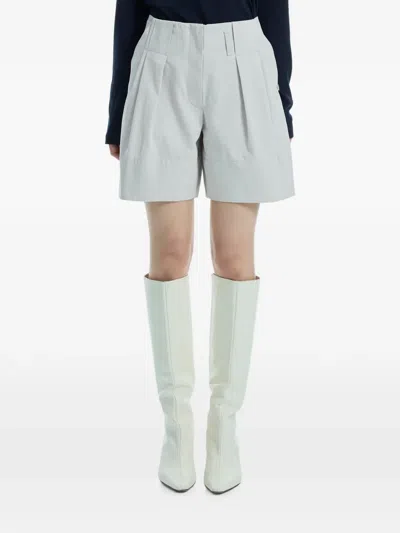 Low Classic Tuck-point Turn-up Shorts In White
