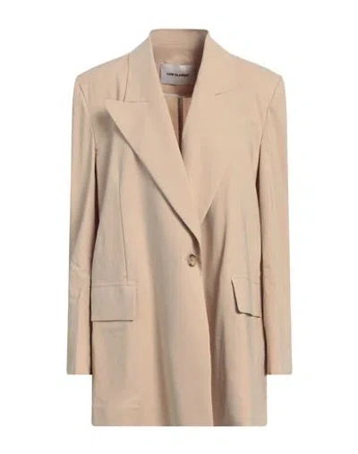 Low Classic Beige Wool Classic Blazer