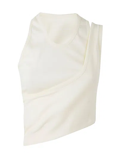 Low Classic Hole Point Top In White