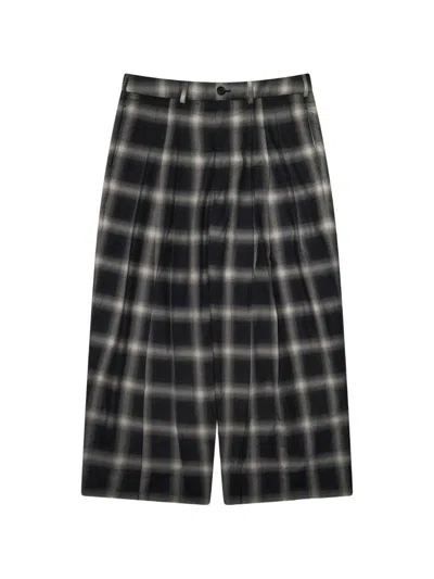 Lựu Đạn Triple-pleat Plaid Trousers In Black