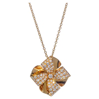 Pre-owned Luca Carati 18k Yellow Gold Diamond Flower Pendant Necklace 1.73cttw