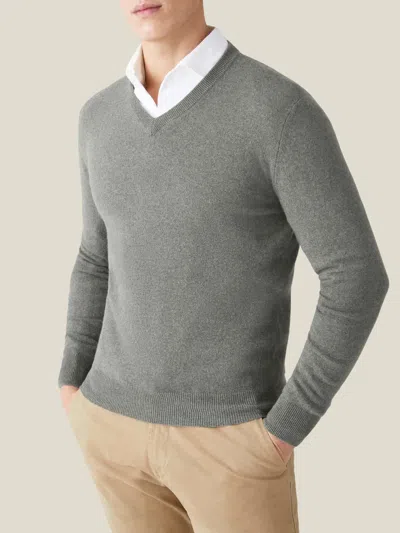 Luca Faloni Cashmere (2-ply) V Neck In Gray