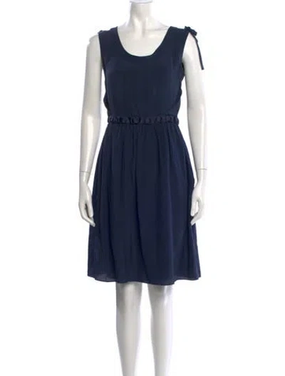 Pre-owned Luca Luca Silk Knee-length Dress In Blue