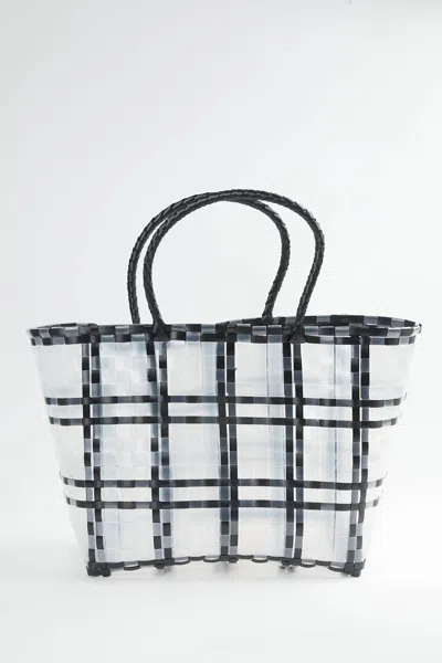 Lucca Hamptons Basket Tote In Black In White