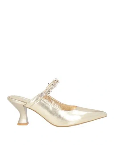 Luciano Barachini Woman Mules & Clogs Platinum Size 6 Leather In Gold